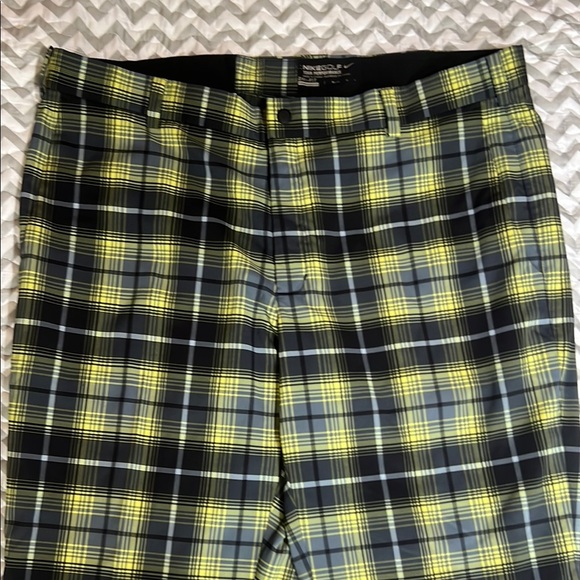 Nike Golf Tour Performance Dri-Fit Yellow Grey Plaid Men's Pants 36 x 34 - Picture 3 of 9